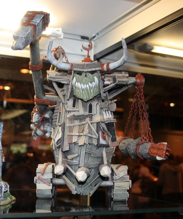 Orc Siege Engine from the displays at GamesDay 2008