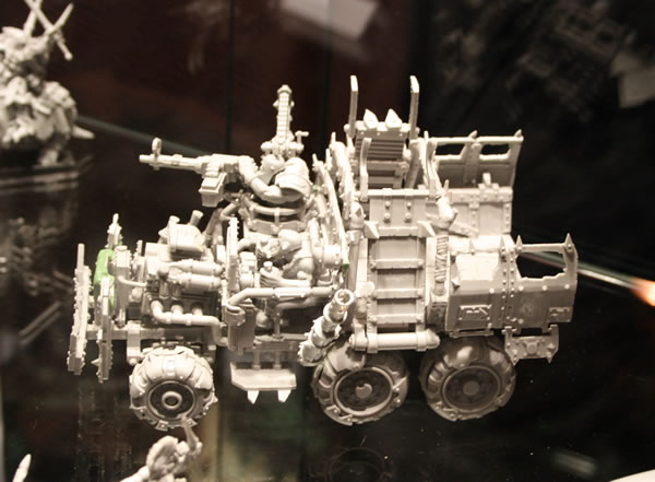 Forge World Ork Trukk with Big Zappa.